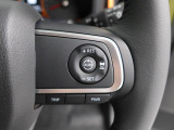 【全車速追従機能付アダプティブクルーズコントロール】走行中に先行車の様子を検知しながら、設定した車速の範囲内で先行車との距離のキープを支援。疲れにくく、長距離運転中の渋滞なども快適に運転できます。