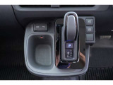 CVT(無段変速機)を採用しています!走行シーンにマッチした変速比で快適ドライブが出来ます♪