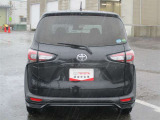 国家整備資格を取得しておりますメカニックが、大切なお客様のお車をご納車に向けて整備致します♪