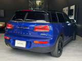 かわいいテールのデザインはほかの車にはない魅力があります。ひと目で&ldquo;MINI&rdquo;とわかるデザインです。