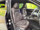 運転席シート廻りは使用感も少なく、良好な状態となっています。丁寧に使われていたことがよくわかりますね。