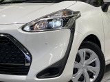 【LEDヘッドライト】悪天候や夜間走行時も良好な視界を確保し安心して運転できる高輝度LEDヘッドライトを装備!点灯速度が早く、消費電力も抑えられています。
