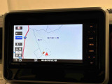 地図やTVなどのオーディオ機能も充実しているので、快適なドライブができます♪ 但し地図データは最新のものではありませんのでご了承ください。保証は製造メーカー修理保証のみで期間外のものは対象外となります