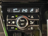 車内空調は&rdquo;AUTOエアコン&rdquo;にお任せ。運転に集中出来ますよ!