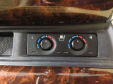 快適温熱シート+ベンチレーションシート(運転席・助手席)