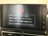 ディスプレイオーディオを装備。スマホとクルマをつなぐことで、これまでのナビに加えて、いろんなサービスが楽しめます。