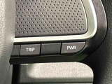 パワーモードと燃費重視のエコモードが選択できるDassist切り替えスイッチに加え、高速道路を快適に走行できる全車速追従機能付アダプティブクル-ズコントロ-ルスイッチが付いています(^^♪