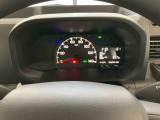 中古車は一物一価、同じようなお車でも、整備状況、外内装の状態など様々です。