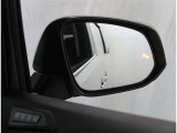 【BSM】ブラインドスポットモニター付き☆車線変更時、死角になり映らない車両を検知!警告してくれます♪