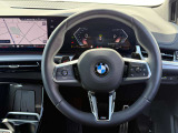 BMW専門のメカニックが、100項目にも上るポイントを徹底的にチェック。交換基準に達した部品があれば、弊社負担にて交換後、お客様へご納車致します。