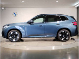 【拘りのFR】BMWが多く採用するFR車。ダイレクトでスポーティな加速感・シャープなハンドリングを実現。縦置きエンジンレイアウトにより、フラットで上質な乗り味です。