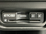 ETC付きで高速道路をノンストップ・キャッシュレスで利用出来ます!スマートインターの出入りも利用可能でとても便利です!