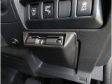 ETC2.0を装備しているので、納車後すぐに遠方へのドライブを楽しめます。さらに、高速道路ではアイサイト機能を活用したクルーズコントロールで、快適な運転体験をご提供します。