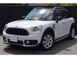 お車詳細や展示状況はフリーダイヤル(0078-6002-317961)または、MINI NEXT城東鶴見06-6933-3298迄お問合せ下さい。