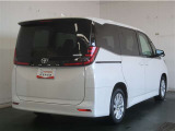 沢山乗れるのがこの車の魅力!2台で移動しないと・・・なんて時もこの車なら1台で!大活躍です♪