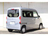 安定感のある力強い走りを実現した4WD車です!寒冷地や降雪地帯の運転にさらなる安心感をもたらします。