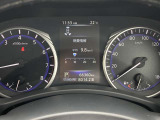 メーター中央部にドライブアシストディスプレイがあり、ドライバーに必要な車両情報を表示してくれます♪