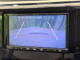 【バックカメラ】駐車時に後方がリアルタイム映像で確認できます。大型商業施設や立体駐車場での駐車時や、夜間のバック時に大活躍!運転スキルに関わらず、今や必須となった装備のひとつです!