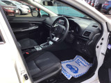 それぞれの分野のプロがお車の悩みや疑問に親身になって対応させていただきます。