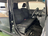 車を運転する際には運転席の存在は欠かせません。しっかりとチェックしたいポイントですね。