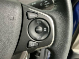 クルーズコントロールを装備しています。高速道路などで一定の速度で走ってくれるので運転が楽ですよ!速度を設定できますので、スピードの出しすぎにも注意できます。
