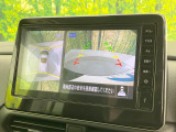 【マルチアラウンドモニター】専用のカメラにより、上から見下ろしたような視点で360度クルマの周囲を確認することができます☆死角部分も確認しやすく、狭い場所での切り返しや駐車もスムーズに行えます。
