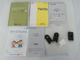 取扱説明書も付属しております。ご購入後は『トヨタの安心感』年式問わずの1年間、距離無制限のロングラン保証が総額表示に含まれてます♪