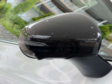 納車前整備は、メルセデスベンツ国際認定メカニックによる最新の検査ライン等の施設が充実した当社工場で入念に行います。メルセデス・ベンツの定める厳しい基準をクリアしたお車のみをご案内させて頂きます。