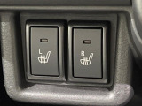 【シートヒーター】寒い日に重宝するシートヒーター!エアコンより早く温まってくれるので寒がりの人も安心ですね♪エアコンの温風は乾燥するから苦手、という方にもをおすすめです。
