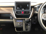 温度を設定すれば、自動で車内の温度管理をしてくれる優れものです♪ATミッションで運転楽々