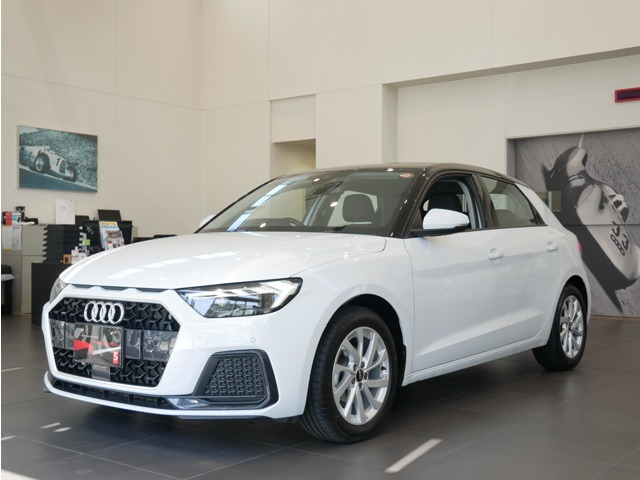 A1スポーツバック 25 TFSI アドバンスド