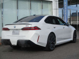名鉄AUTOオリジナルコーティングMコートをはじめウインドフィルム施工、ドライブレコーダー取付、BMWパフォーマンスアクセサリーなど各種承ります。