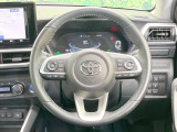 【純正革巻きステアリング】上質な革を使用することで、手にしっかり馴染みとても運転しやすいハンドルです♪