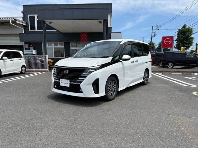 セレナ 1.4 e-POWER ハイウェイスターV 