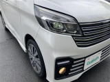 【 LEDヘッドライト 】悪天候や夜間の走行も視界良好で安心してお乗りいただけます。////