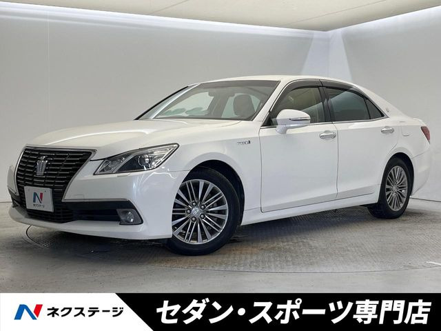 トヨタ クラウン 
