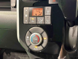 車内空調は&rdquo;AUTOエアコン&rdquo;にお任せ。運転に集中出来ますよ!