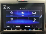 メモリーインターナビ付いています。スマートフォンとの連動も可能です。