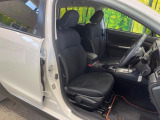 ドライバーによって運転しやすいポジションは異なり、あの車はどうなのか不安なこともありますよね。気になるお車は店頭で乗り込んでご確認いただけます♪