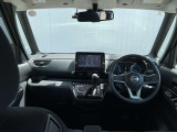 フロントガラスが大きいので、視界が良く、運転しやすくなっております!
