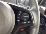 Hondaセンシングの機能のひとつ、アダプティブクルーズコントロール付!アクセルから足を離しても設定したスピードと前車との車間を保ち走行してくれます!車線維持もアシスト☆高速道路で疲労軽減ですね☆