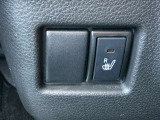 運転席シートヒーター完備。