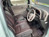 運転席も広々、ドライブも楽しめますね♪実際お座りいただくのが、分かりやすいと思います。お気軽にご来店ください!