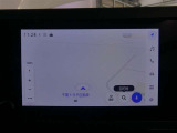 8インチのディスプレイオーディオ装着です。スマホとの通信で様々なサービスが楽しめます。TV視聴にも対応しています。