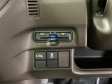 ビルトインタイプの【ETC】で見た目もスッキリ。高速道路の利用にとても便利です。
