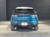 リアフォルムも存在感があり車作のこだわりが感じられます