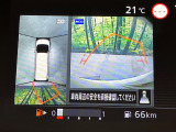 【アラウンドビューモニター】専用のカメラにより、上から見下ろしたような視点で360度クルマの周囲を確認することができます☆死角部分も確認しやすく、狭い場所での切り返しや駐車もスムーズに行えます。