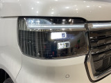 LEDヘッドライトで夜道も安心!