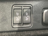 ご覧いただきありがとうございます。車両詳細等お気軽に店舗スタッフまでお問い合わせください。通話無料の専用フリーダイヤルもご用意しております【0078-6003-198792】ぜひご利用くださいませ。