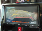バックガイドモニターで、後方を確認しながら安心して駐車することができます。運転初心者も熟練者も必須の機能ですよ!